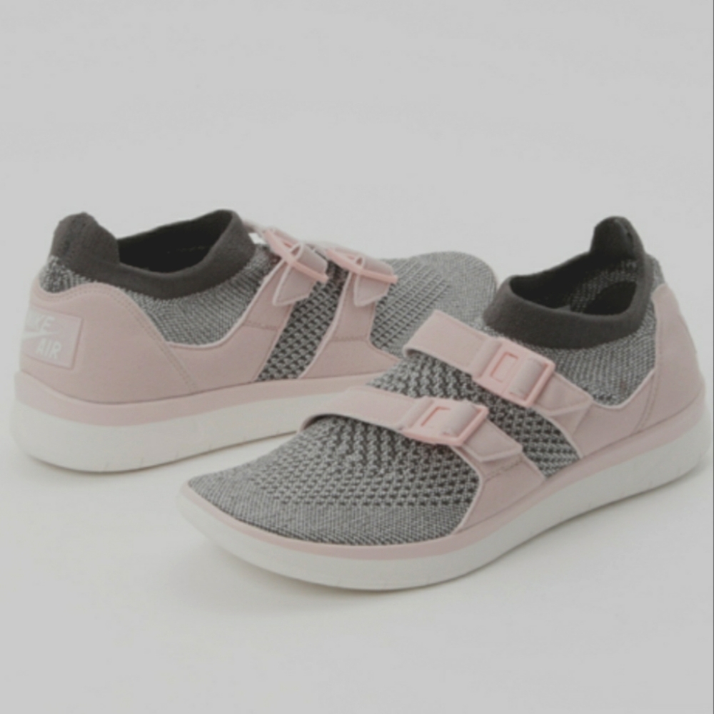 Nike Sock Racer Ultra Flyknit Women's Run Shoes 8.5